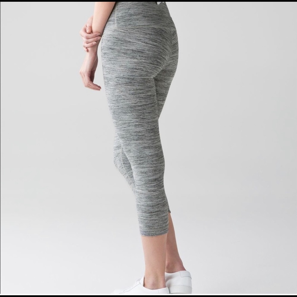 Lululemon space dye high wasted crop